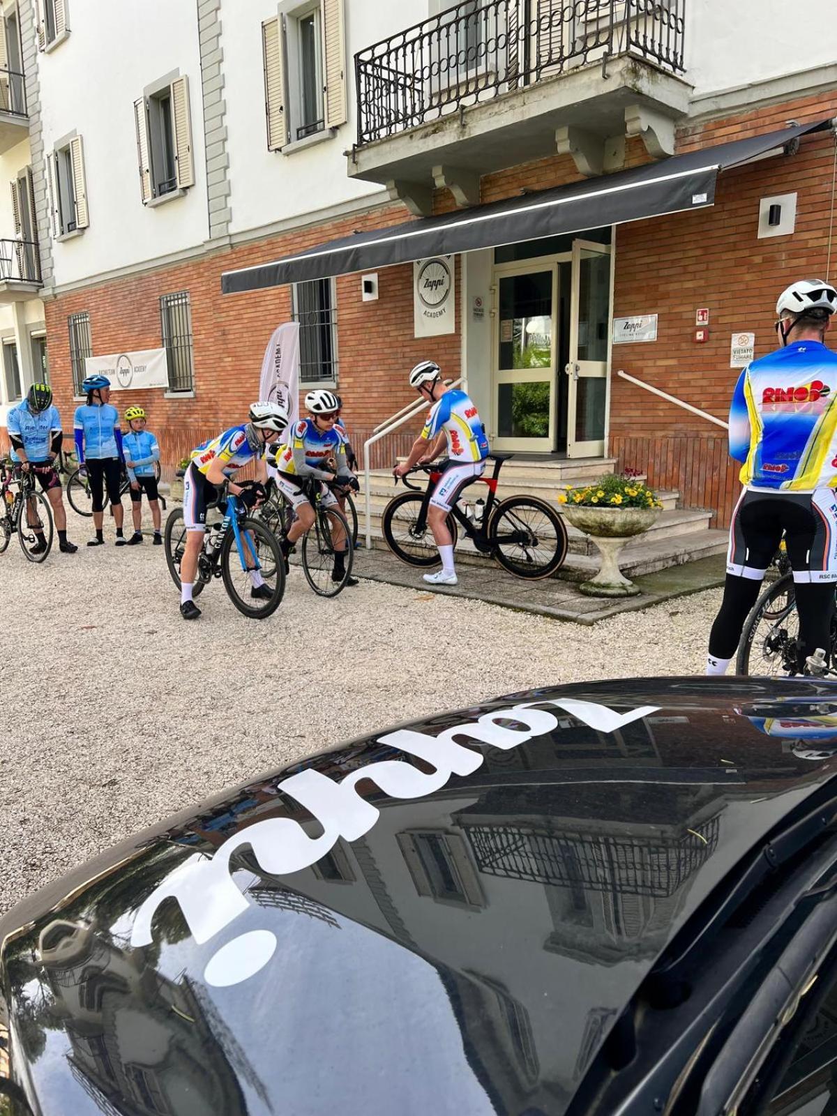 Zappi Cycling Hotel 里奥罗温泉 外观 照片
